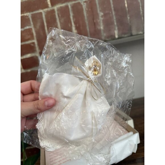 First Communion Angel - Picture 6 of 8